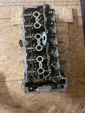 Bmw n52b25 cilinderkop  beschikbaar voor biedingen