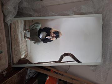 Te koop spiegel badkamer beschikbaar voor biedingen