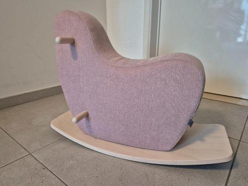 Designer hobbelpaard in roze stof - Ooh Noo (Googy), Kinderen en Baby's, Speelgoed | Hobbelfiguren, Zo goed als nieuw, Ophalen