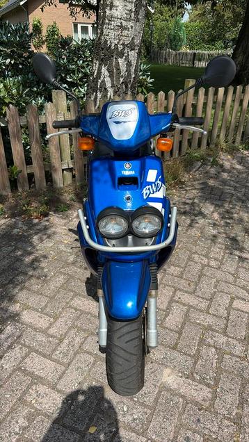 Yamaha Bws 100 rijklaar en met papieren beschikbaar voor biedingen