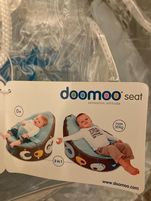 Doomoo Seat 2 stuks, Kinderen en Baby's, Wipstoeltjes, Gebruikt, Overige merken, Met gordel(s) of riempje(s), Ophalen