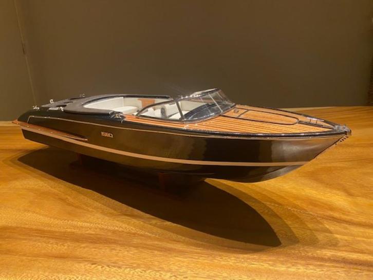 Grand Riva Iseo Maquette de luxe 70 cm echt hout, Hobby en Vrije tijd, Modelbouw | Boten en Schepen, Nieuw, Groter dan 1:32, Ophalen of Verzenden
