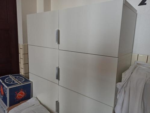 Ikea Besta 3 kasten met Lappviken deuren 120cm breed, Maison & Meubles, Armoires | Dressoirs, Utilisé, Avec porte(s), Enlèvement
