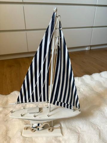 Wit zeilbootje, Enlèvement ou Envoi, Utilisé