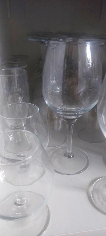 Verres à vin , eau ,..., Enlèvement ou Envoi, Comme neuf