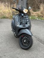 Vespa sprint B klasse full option, Fietsen en Brommers, Scooters | Vespa, Ophalen, Zo goed als nieuw