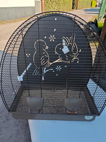 Vogelhuisje  beschikbaar voor biedingen