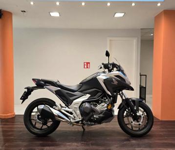 Honda NC750X DCT**2021**8.274km**Garantie  disponible aux enchères