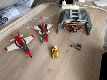 Lego vliegtuigen beschikbaar voor biedingen