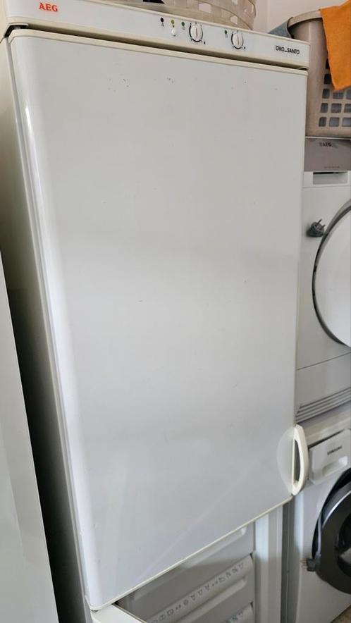 AEG öko_santo ijskast met diepvriezer, Elektronische apparatuur, Koelkasten en IJskasten, Gebruikt, Met aparte vriezer, 150 tot 200 liter