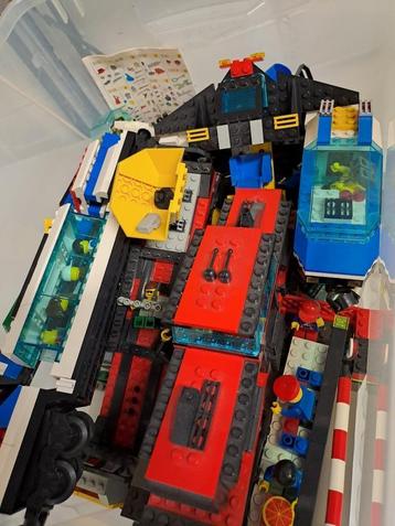 Verschillende lego spelen beschikbaar voor biedingen
