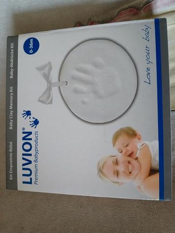 Luvion  baby clay beschikbaar voor biedingen
