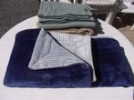 LUXE BLAUW  DEKEN (200 op 150 cm), Ophalen of Verzenden, Gebruikt, 100 cm of meer, Deken
