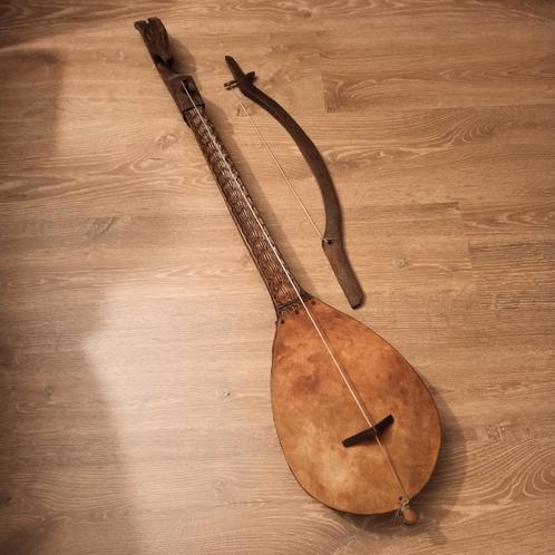 Gusle knieviool met geitenkop (Balkan/Servië), Muziek en Instrumenten, Strijkinstrumenten | Overige, Gebruikt, Ophalen of Verzenden