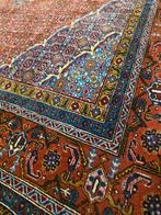 Oud Iraans handgemaakt tapijt. Zeer schone en dikke wol., Huis en Inrichting, Ophalen of Verzenden