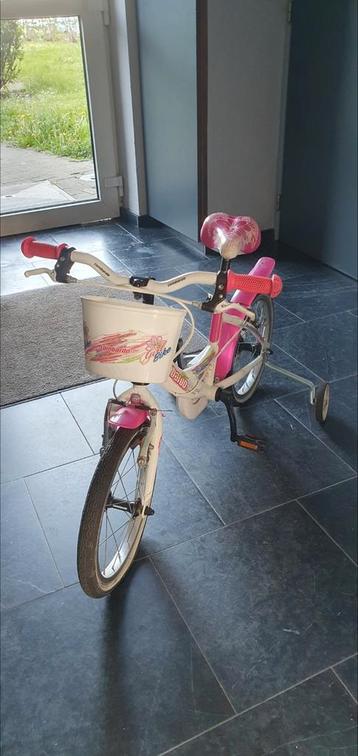 Vélo pour fille  beschikbaar voor biedingen