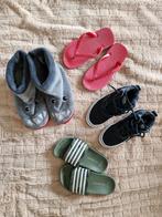 4 paires de chaussures pour enfants, taille 33., Enfants & Bébés, Vêtements enfant | Chaussures & Chaussettes, Comme neuf, Enlèvement ou Envoi