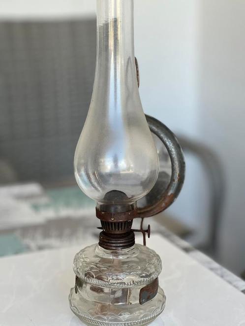Antieke glazen olielamp – meer dan 50 jaar oud –vintage, Antiek en Kunst, Antiek | Verlichting, Ophalen