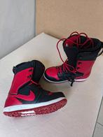 Nike snowboard botten + Burton Snowboard, Sport en Fitness, Snowboarden, Ophalen, Gebruikt