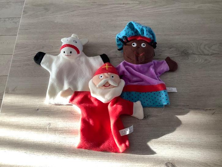 Sinterklaas verschillende handpoppen characters ( 26 cm), Diversen, Sinterklaas, Zo goed als nieuw, Ophalen of Verzenden