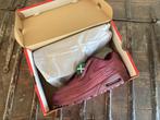 NIEUWE Nike air max premium vintage wine red, Kleding | Heren, Schoenen, Overige kleuren, Nike Air, Nieuw, Ophalen of Verzenden