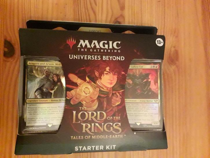 mtg/ Lord of the Rings: Tales of Middle-earth: Starter Kit, Hobby en Vrije tijd, Verzamelkaartspellen | Magic the Gathering, Zo goed als nieuw