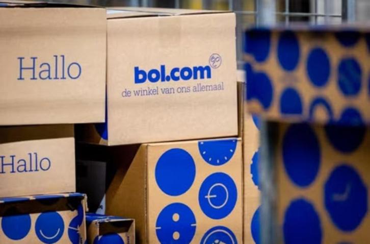 Wie wil dagelijks een auto met pakjes naar Nederland brengen, Vacatures, Vacatures | Thuiswerk, Starter, Geschikt als bijbaan