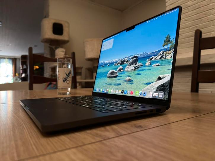 MacBook Pro M3 Pro 14" + garantie, Computers en Software, Apple Macbooks, Zo goed als nieuw, MacBook Pro, Azerty, Ophalen