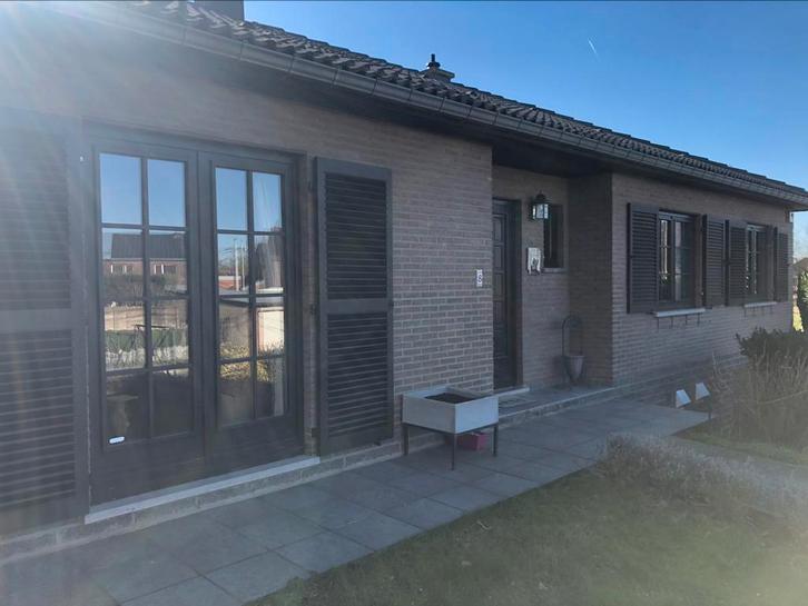 1 of meer paar houten rolluiken, Doe-het-zelf en Bouw, Raamkozijnen en Schuifdeuren, Gebruikt, Overige typen, Hout, Ophalen