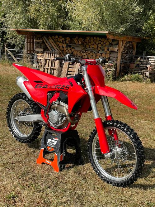 Gasgas mc250f 2025, Fietsen en Brommers, Brommers | Crossbrommers, Zo goed als nieuw, Ophalen