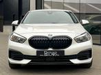 BMW 118 ia Led-Navigatie-Bluetooth-Parkeersensoren-19", Auto's, BMW, 1 Reeks, Gebruikt, Wit, Bedrijf