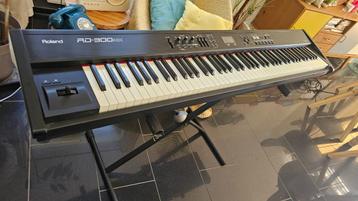 Clavier piano Roland RD-300 NX de concert, Musique & Instruments, 88 touches, Connexion MIDI, Roland, Comme neuf