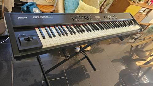 Roland RD-300 NX klavier voor concertpiano, Muziek en Instrumenten, Keyboards, Zo goed als nieuw, 88 toetsen, Roland, Aanslaggevoelig