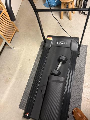 Diverse fitniss , loopband en fiets beschikbaar voor biedingen