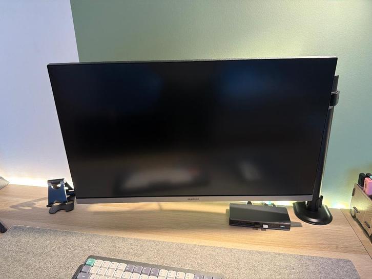 Samsung 4k 27inch monitor, Informatique & Logiciels, Moniteurs, Neuf, 60 Hz ou moins, HDMI, Gaming, Inclinable, IPS, Ultra HD (4K)