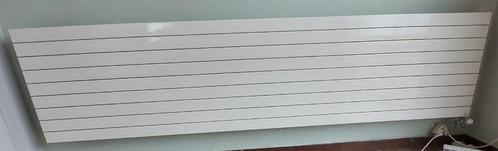 VASCO, Doe-het-zelf en Bouw, Verwarming en Radiatoren, Zo goed als nieuw, Radiator, 800 watt of meer, Ophalen