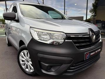Renault Express 1.5dCi 75CV CARPLAY NAVi CUiR AiRCO CRUiSE A beschikbaar voor biedingen