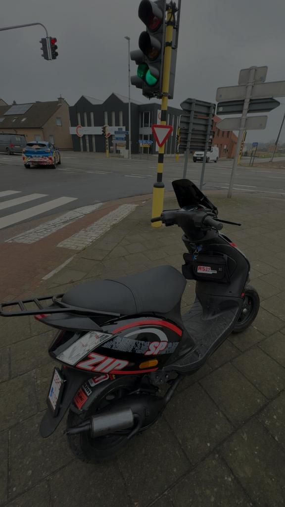 Zip h2O b klasse, Fietsen en Brommers, Snorfietsen en Snorscooters, Zo goed als nieuw, Piaggio, Ophalen