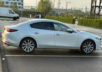Mazda3 MY2024 4DR Sedan 2.0L e-Skyactiv X 186 hp 6AT, Autos, Mazda, Cuir, Achat, Carnet d'entretien, 137 kW