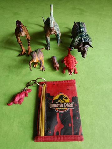 6 (3 middelgrote en 3 kleine) niet-off. DINOSAURUSSEN + PORT beschikbaar voor biedingen