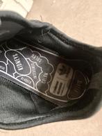 tennis Adidas Originals x Pharrell Williams Hu, Porté, Baskets, Noir, Enlèvement