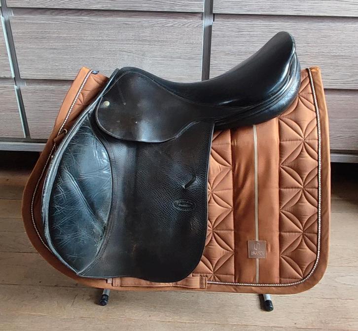 Verschillende Springzadels tussen de 150€ en 700€, Dieren en Toebehoren, Paarden en Pony's | Zadels, Gebruikt, Springen, Ophalen