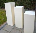 Witte decoratiezuilen – set van 3 – €170, Ophalen, Gebruikt