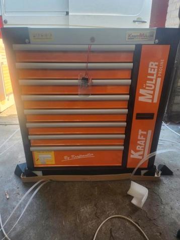 Chariot à outils XXL 9 tiroirs dont 7 remplis de la série  beschikbaar voor biedingen