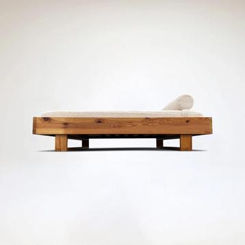 Ate van Apeldoorn dubbel daybed Houtwerk Hattem 1970s beschikbaar voor biedingen