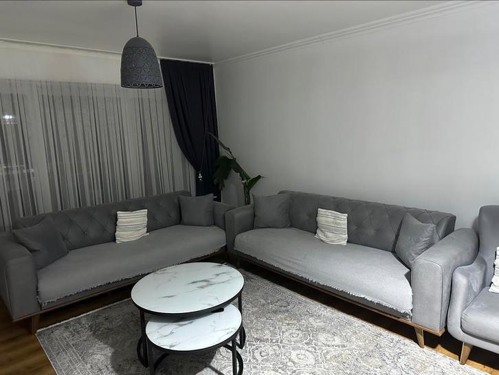 salonset Istikbal 2 slaapbanken + fauteuil + kussens, Huis en Inrichting, Zetels | Zetels en Chaises Longues, Zo goed als nieuw