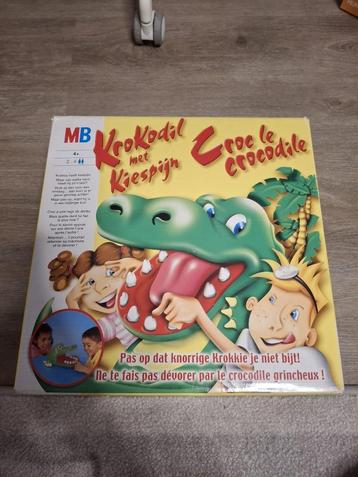 Krokodil met kiespijn beschikbaar voor biedingen