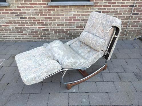 Vintage schommelstoel, Huis en Inrichting, Fauteuils, Zo goed als nieuw, Ophalen