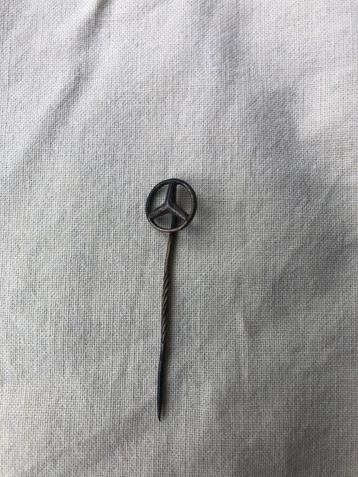 Pins verschillende merken beschikbaar voor biedingen
