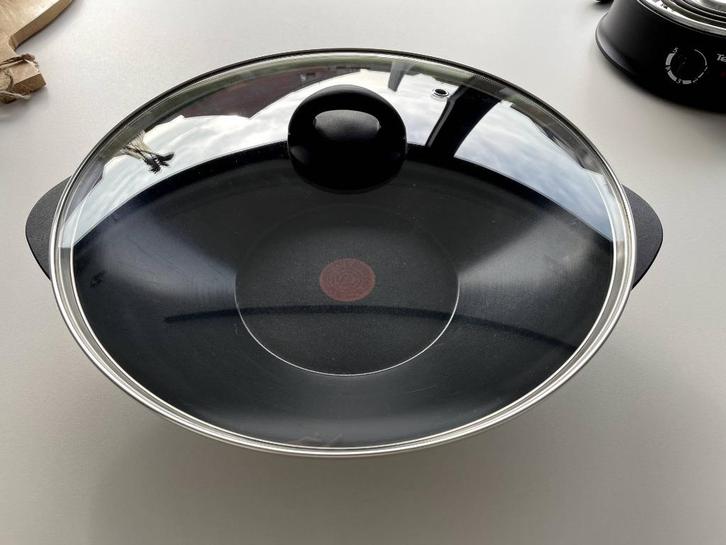 Elektrische wok Tefal anti-aanbaklaag, Maison & Meubles, Cuisine | Casseroles & Poêles, Comme neuf, Wok, Enlèvement